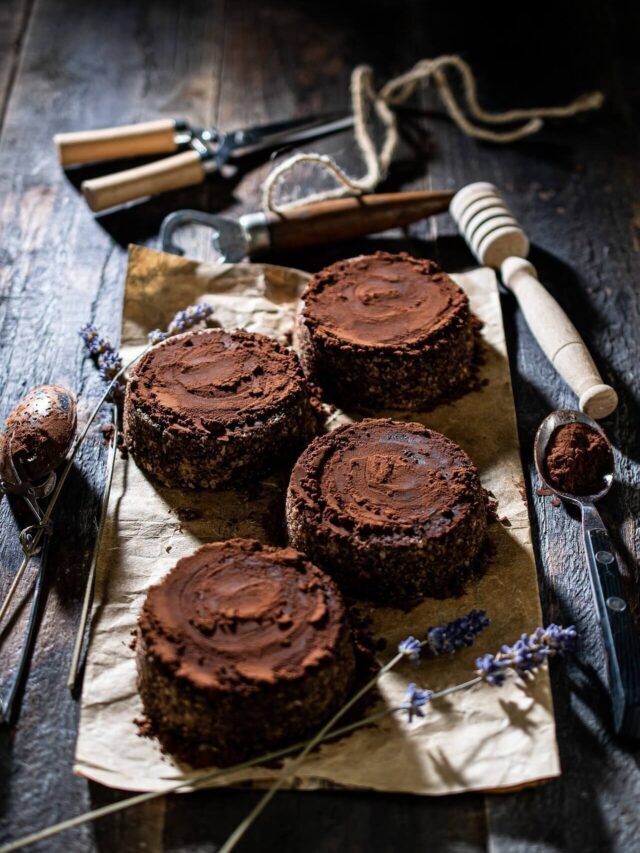 How to make Chocolate Cake for Christmas